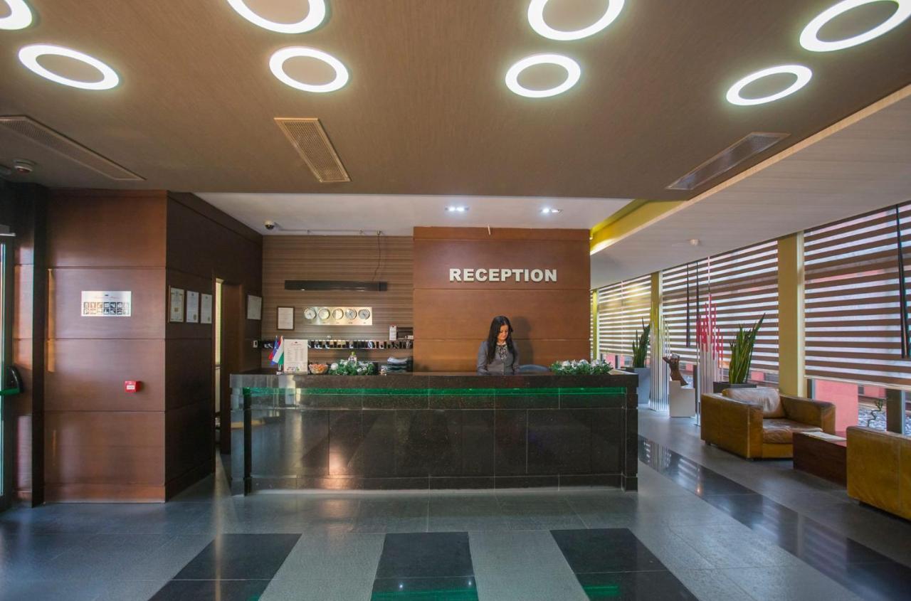 Park Hotel Romantica Svilengrad Exterior photo